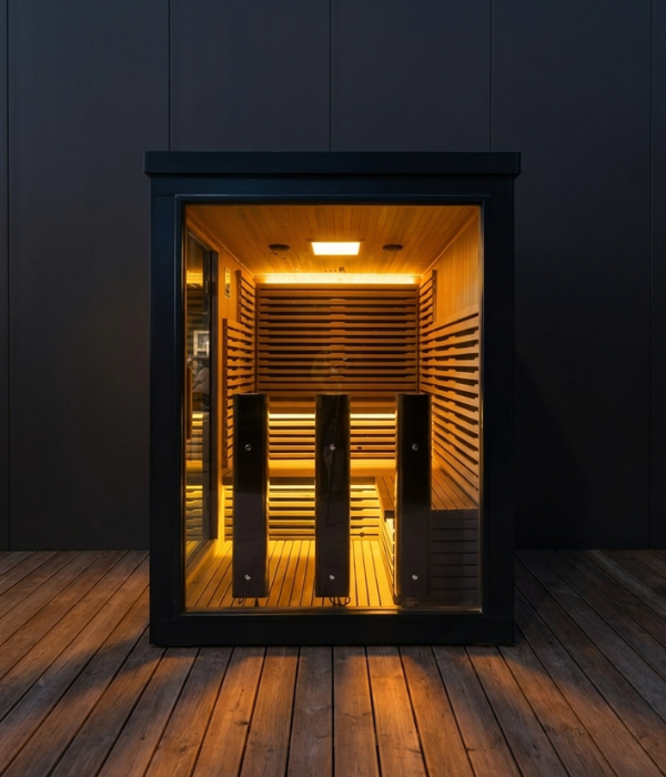 Elevate Outdoor Infrared Sauna - 3 Person.